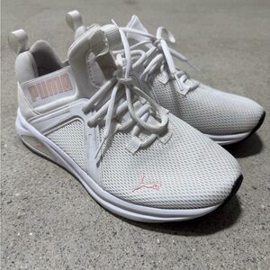 Women’s Puma Sneakers Size 8